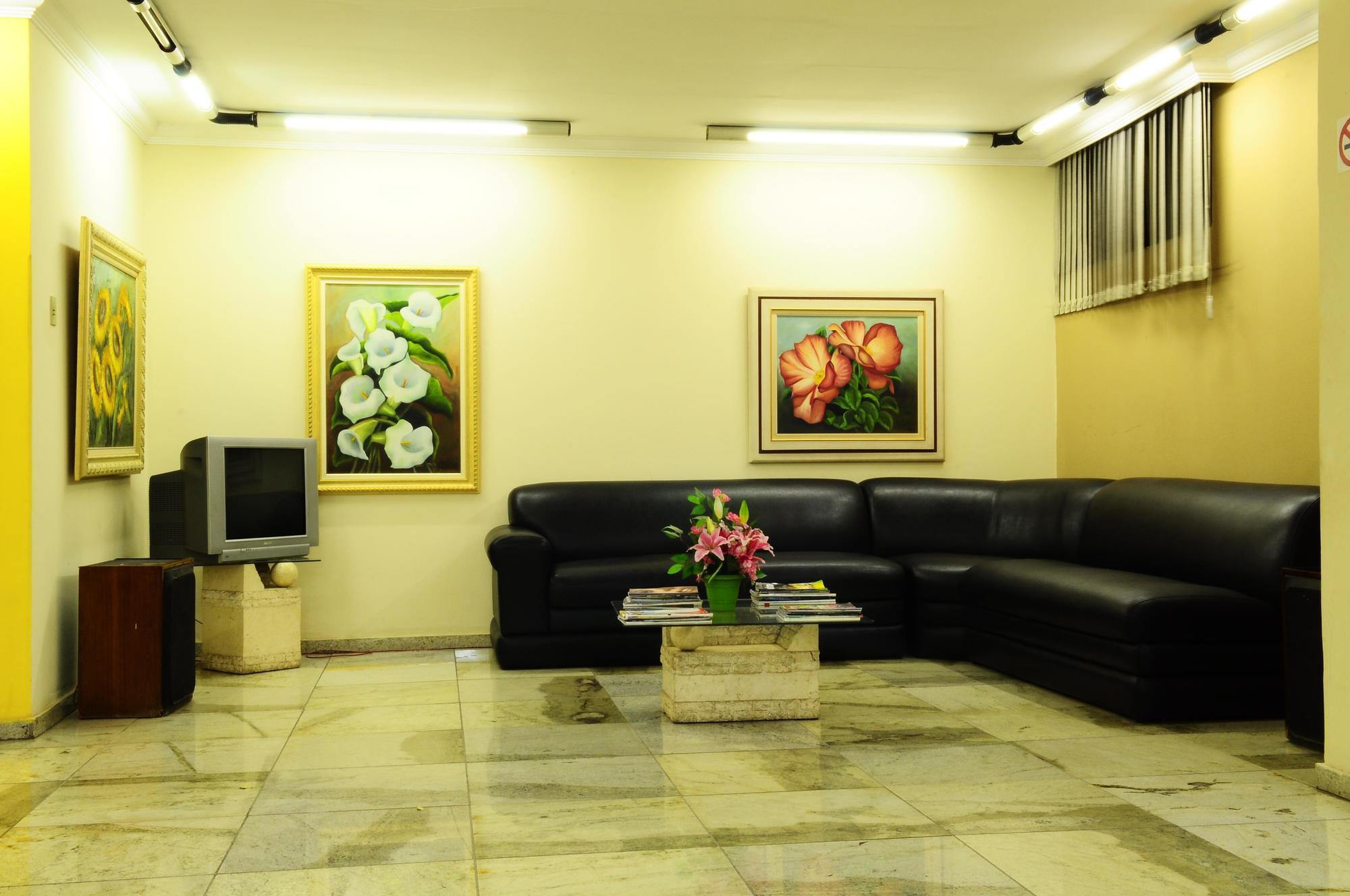 Oyo L'espace - Jaragua 酒店