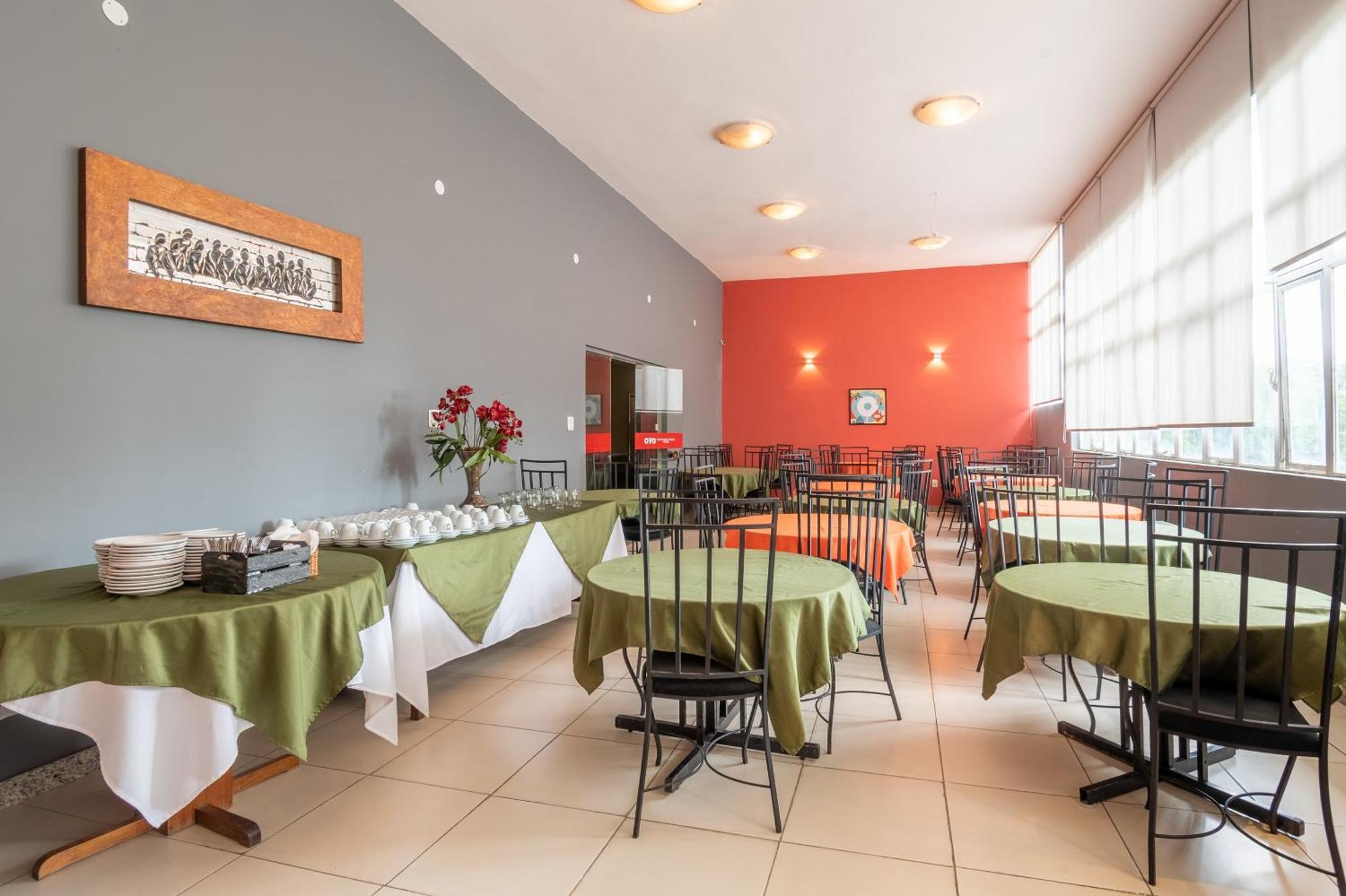 Oyo L'espace - Jaragua Hotel 4*